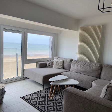 Appartement Vue Sur Mer - Splendide Localisation! Sint-Idesbald Exterior photo