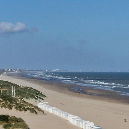 Appartement Vue Sur Mer - Splendide Localisation! Sint-Idesbald Exterior photo