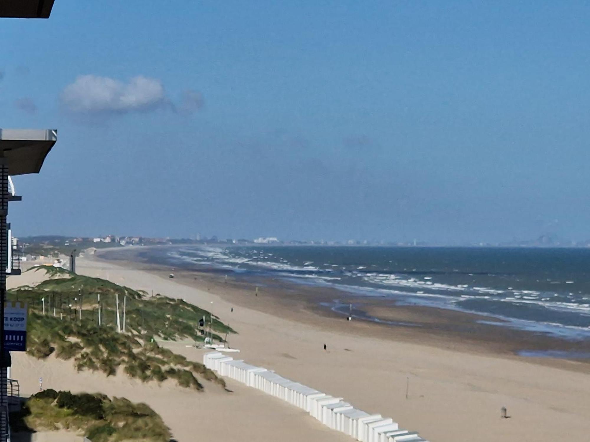Appartement Vue Sur Mer - Splendide Localisation! Sint-Idesbald Exterior photo